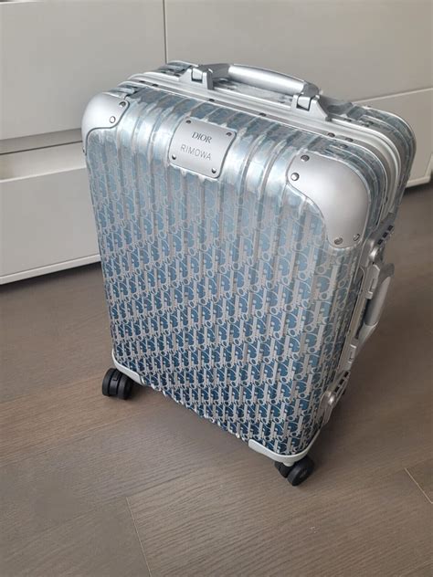 dior rimowa 行李箱|DIOR AND RIMOWA Carry.